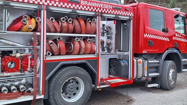 Mann pågripen etter bilbrann på E39