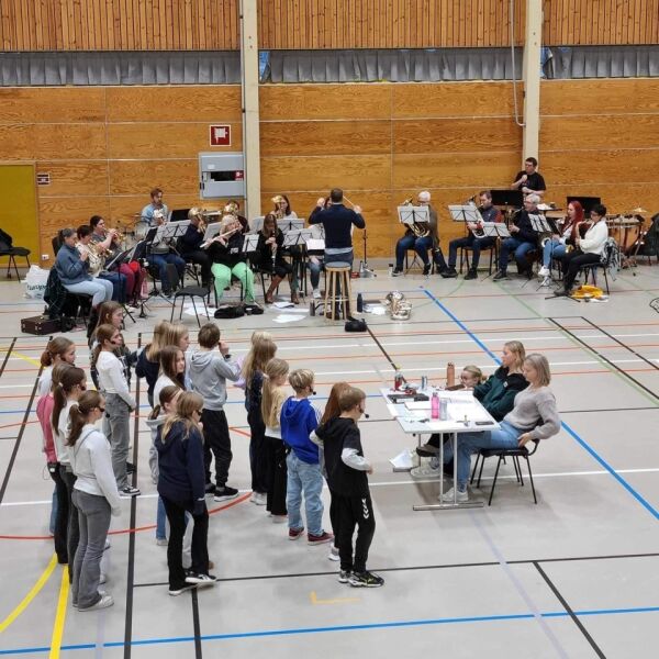 "Astrid" til Eidet kulturhall i desember
