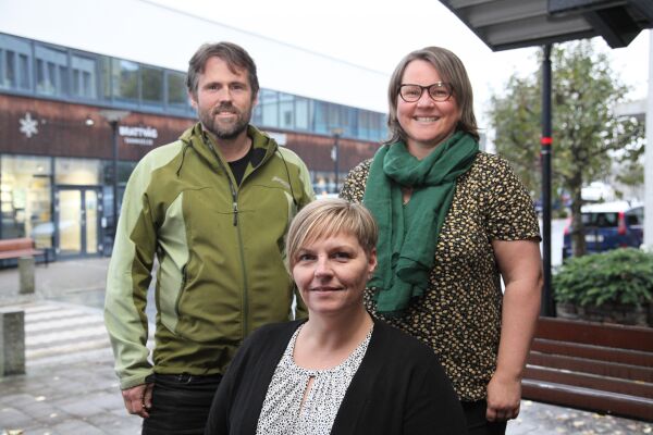 Samlar inn pengar til eldre på Vatne og i Brattvåg