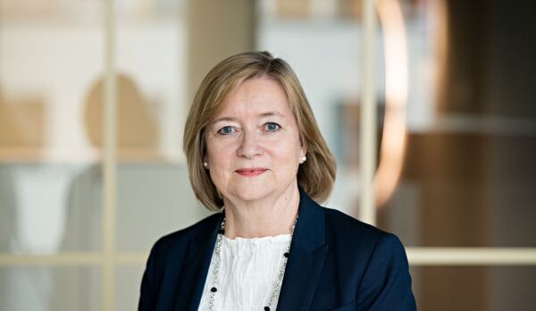 Gir seg som sjefsredaktør