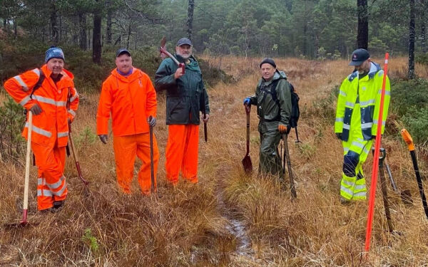 Dugnad på skitraseen i sætremarka, Skodje