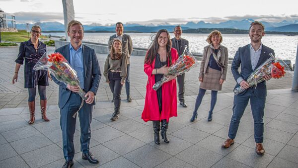 Monica og Bente på 3. og 4. plass på Høgre-lista