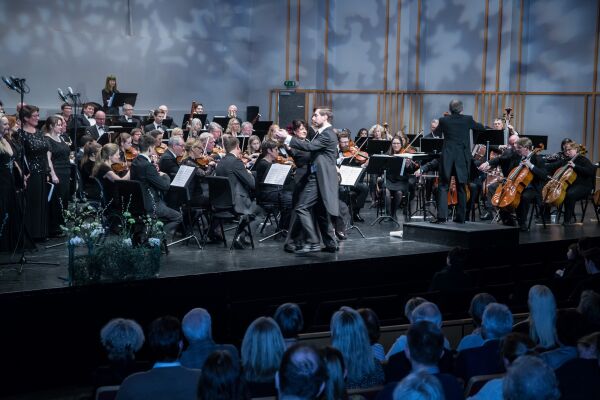 Prøver å få gjennomført konsertane