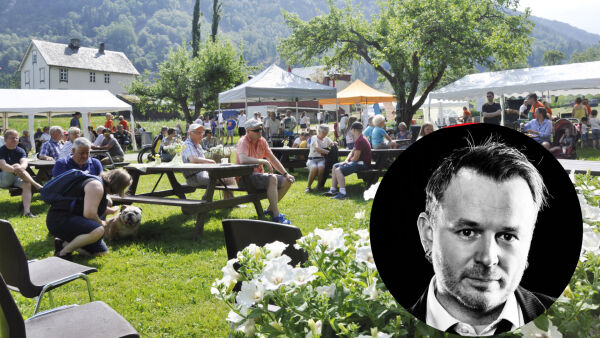 Sørum til fest i frukthagen i Eidsdal