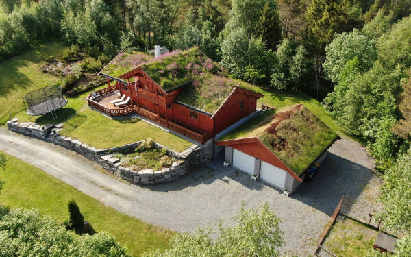 Huset gjekk for 4.3 mill trass kjølig marknad