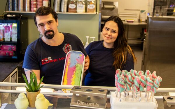 Startar serveringsstad i barndomsparadiset
